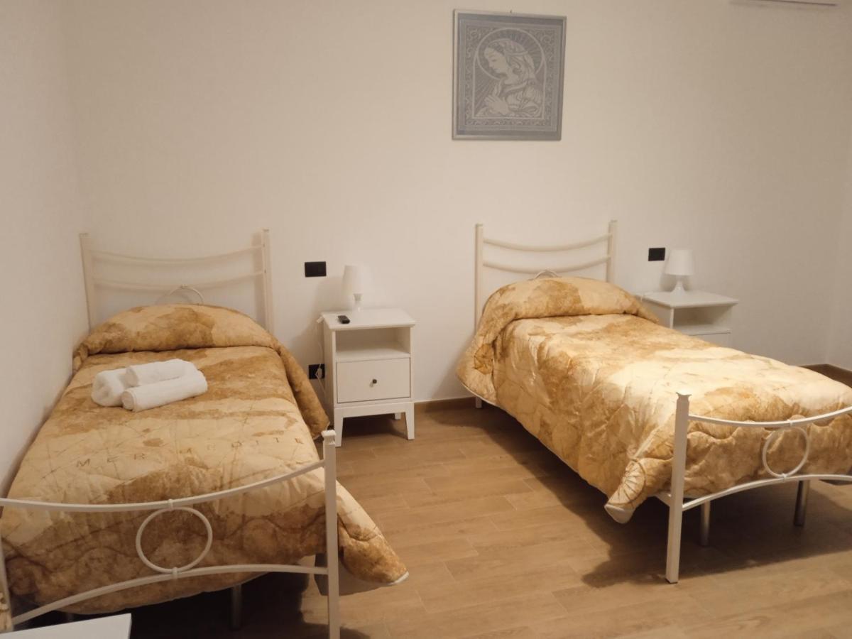 Bed And Breakfast Il Sole -Cinquefrondi Exterior foto