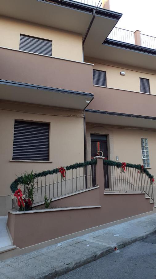 Bed And Breakfast Il Sole -Cinquefrondi Exterior foto