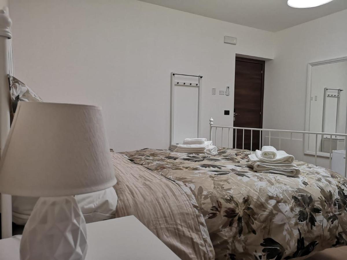 Bed And Breakfast Il Sole -Cinquefrondi Exterior foto